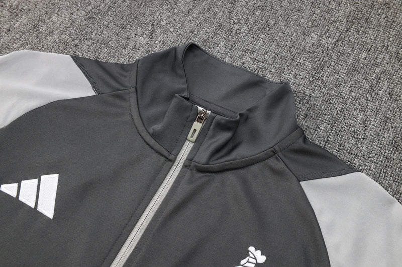 Conjunto de Frio Atlético-MG 24/25 - Cinza Escuro C/ Zíper